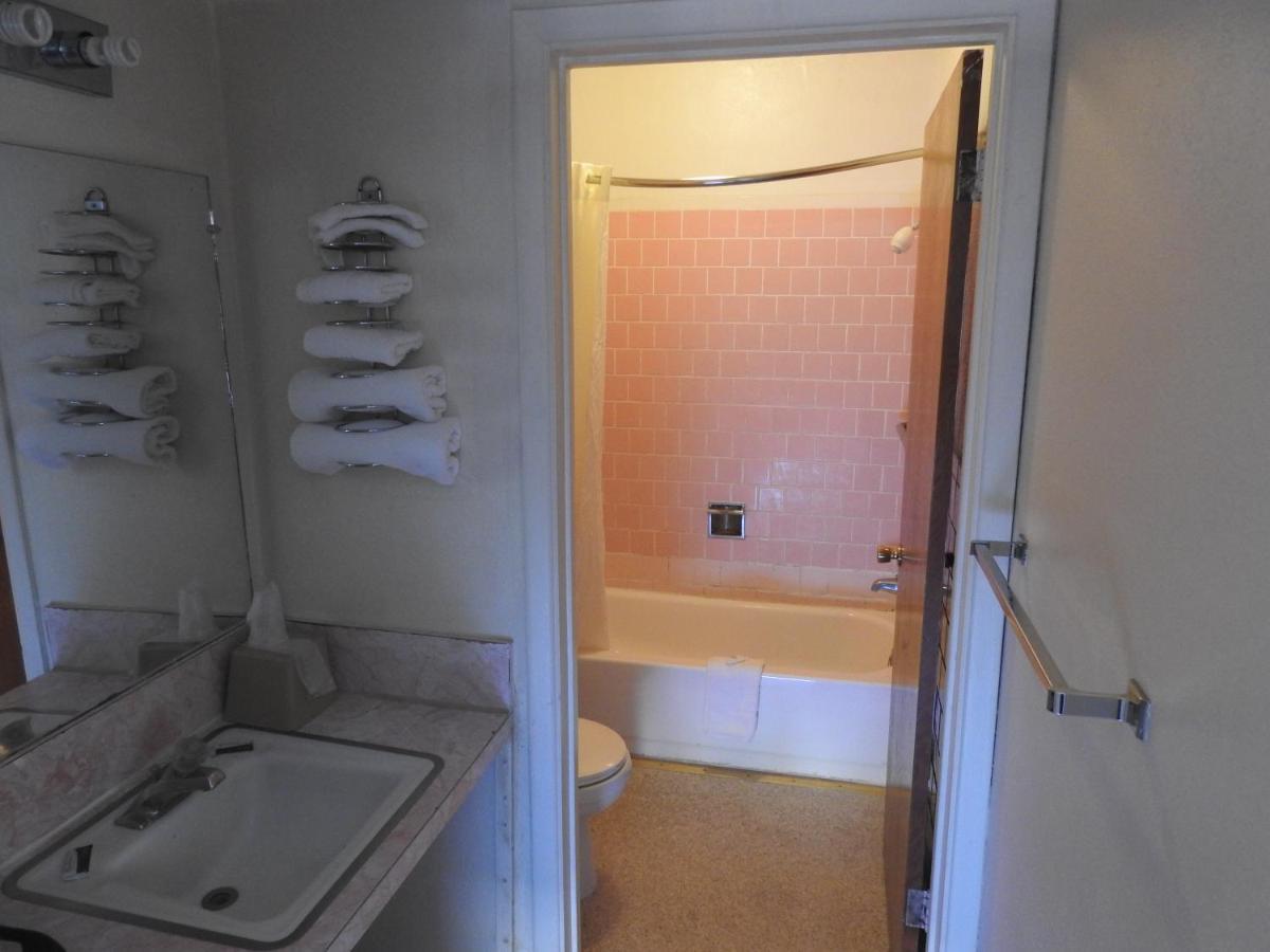 Economy Inn Сокорро Екстер'єр фото